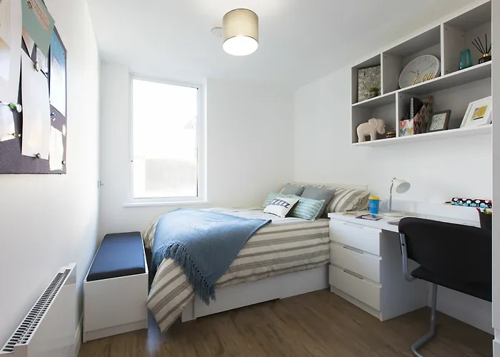 Pure Citystay Brickworks 3*